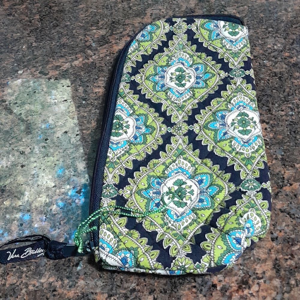 5 Assorted Keepers...Probably New...Assorted Sizes and Patterns. - Picture 5 of 11